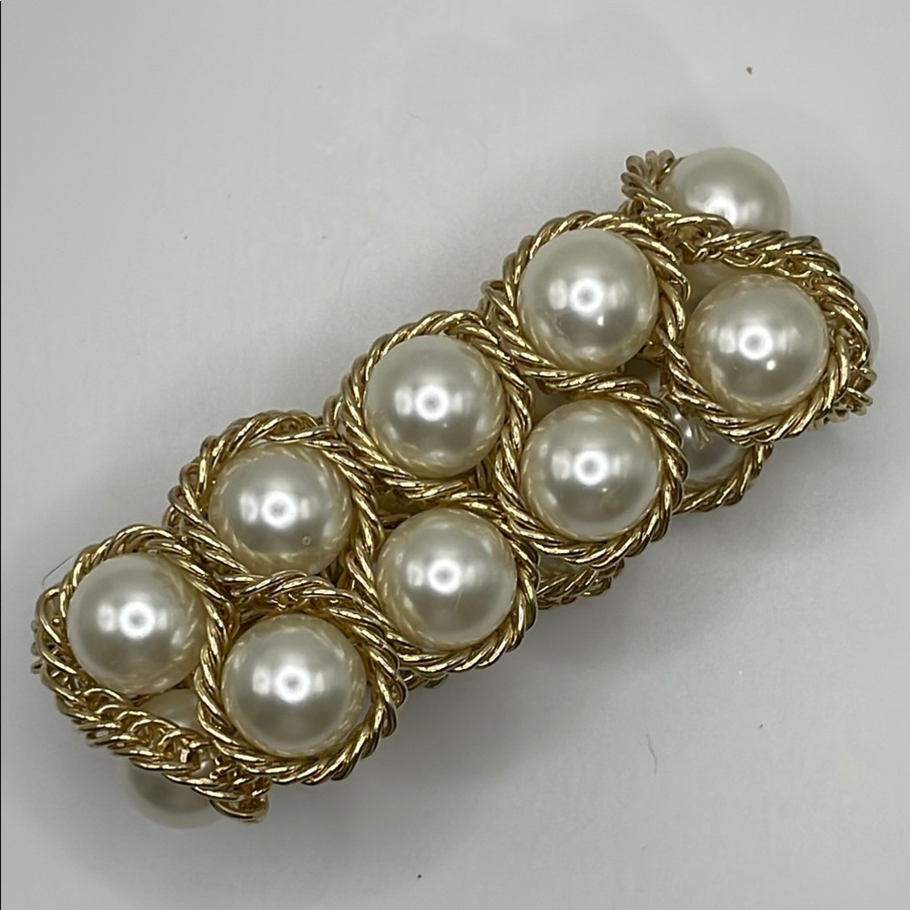 Faux Pearl & Chain Bracelet - Picture 2 of 7